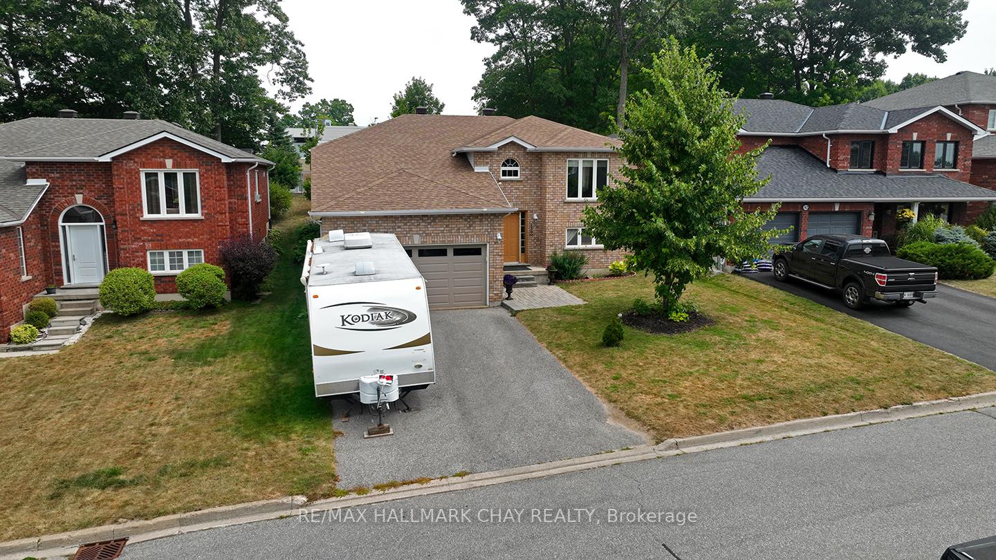 Photo 48 of 139 Wawinet Street, Midland — HOMEH