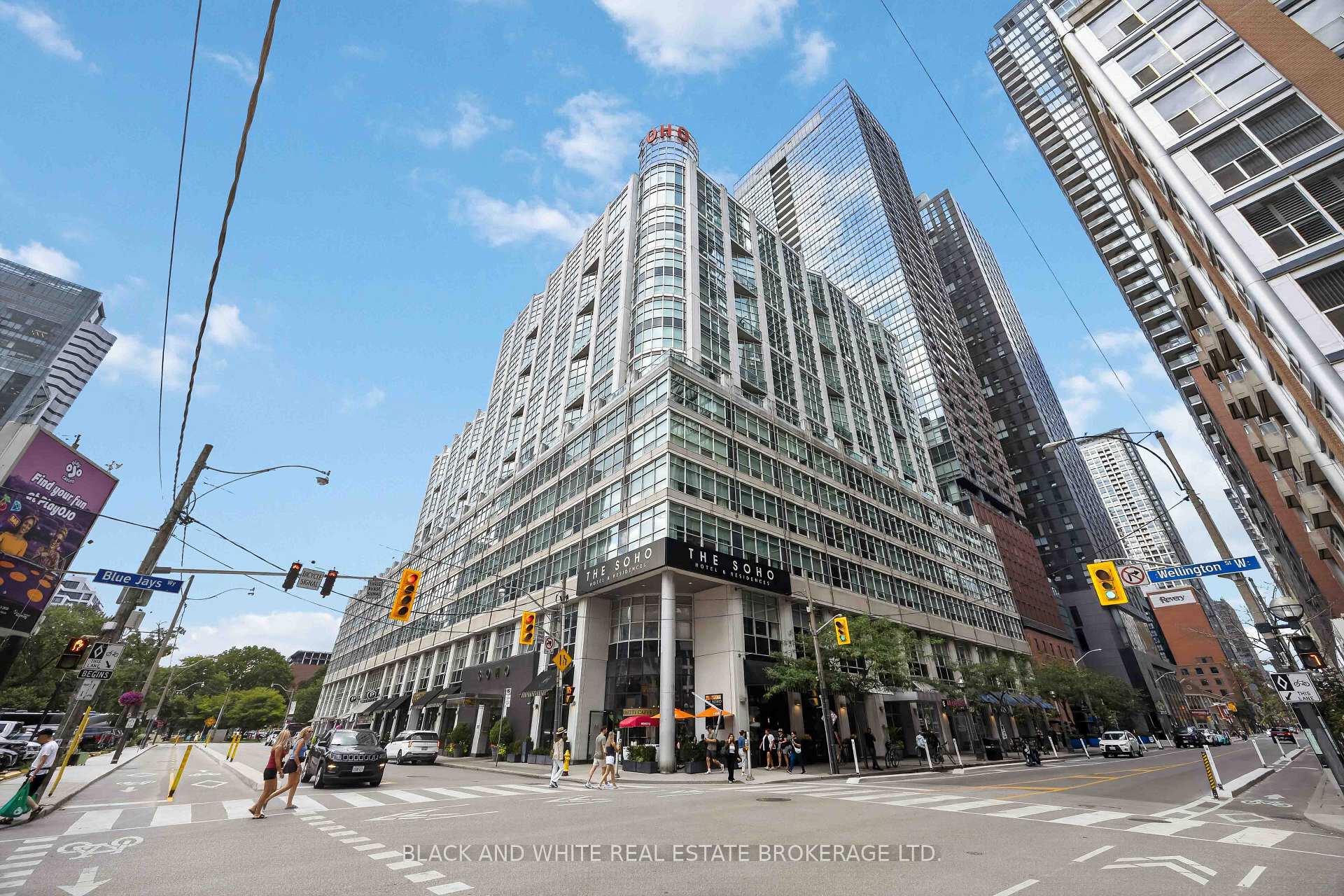 Front of Unit 526, 36 Blue Jays Way