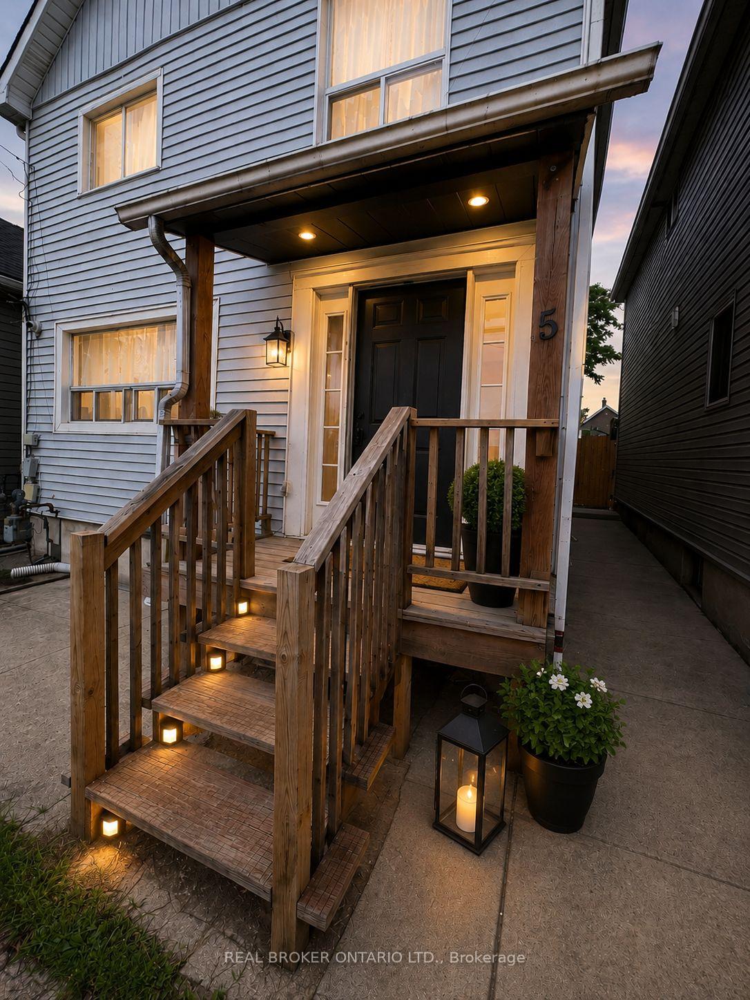 Front of 5 Rowanwood Street