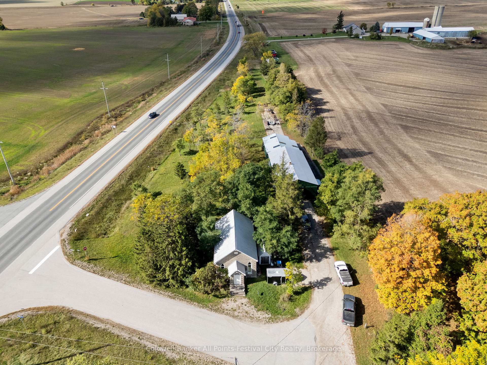 Photo of 36404B Huron Road