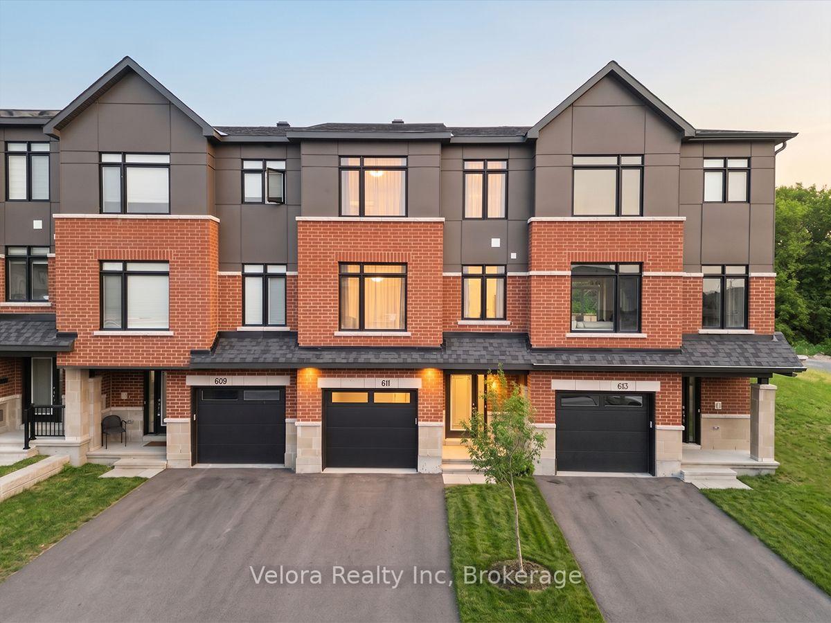 Photo 1 of 611 Knotridge Street, Ottawa, Mer Bleue/Bradley Estates/Anderson Park — HOMEH