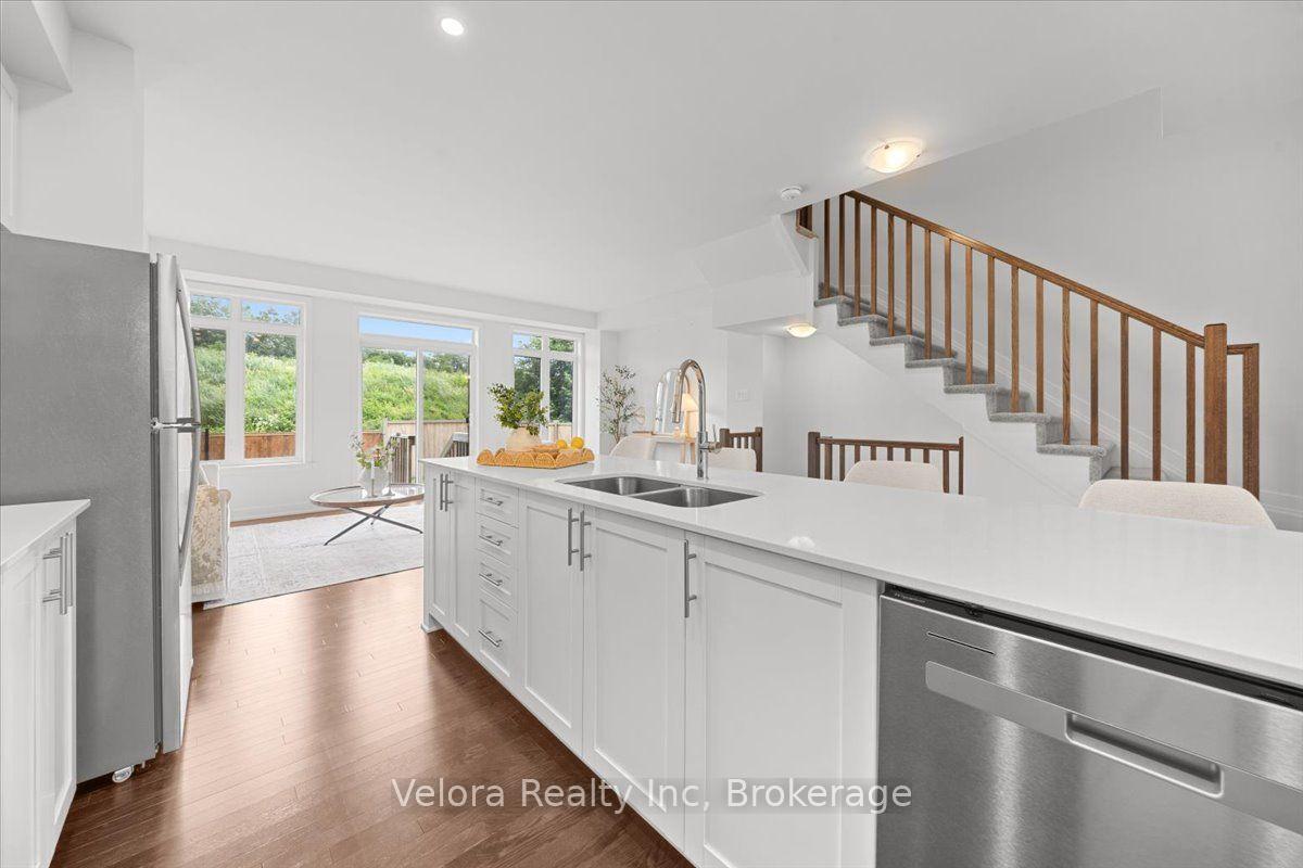 Photo 17 of 611 Knotridge Street, Ottawa, Mer Bleue/Bradley Estates/Anderson Park — HOMEH
