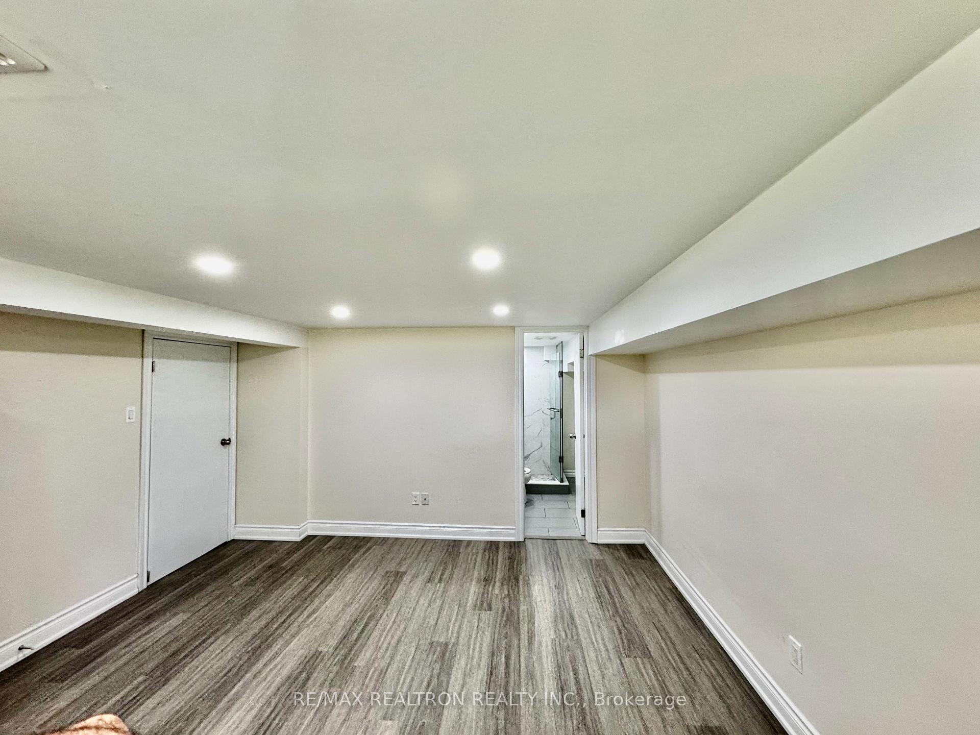 Photo 6 of Unit Basement, 265 Browndale Crescent, Richmond Hill, Crosby — HOMEH