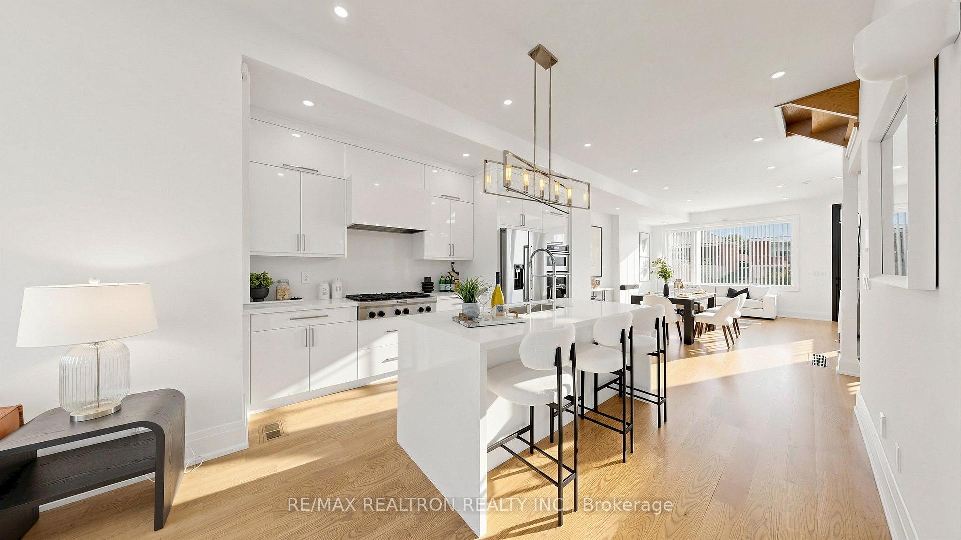 Photo 7 of 443 Northcliffe Boulevard, Toronto, Oakwood Village — HOMEH