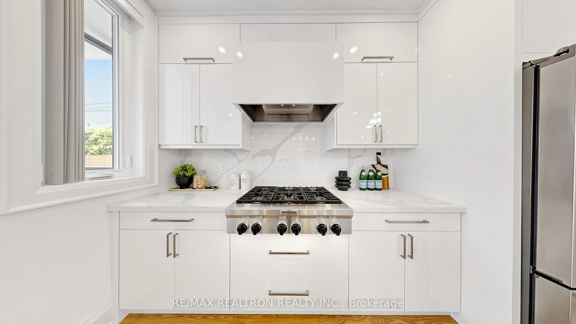 Photo 9 of 443 Northcliffe Boulevard, Toronto, Oakwood Village — HOMEH