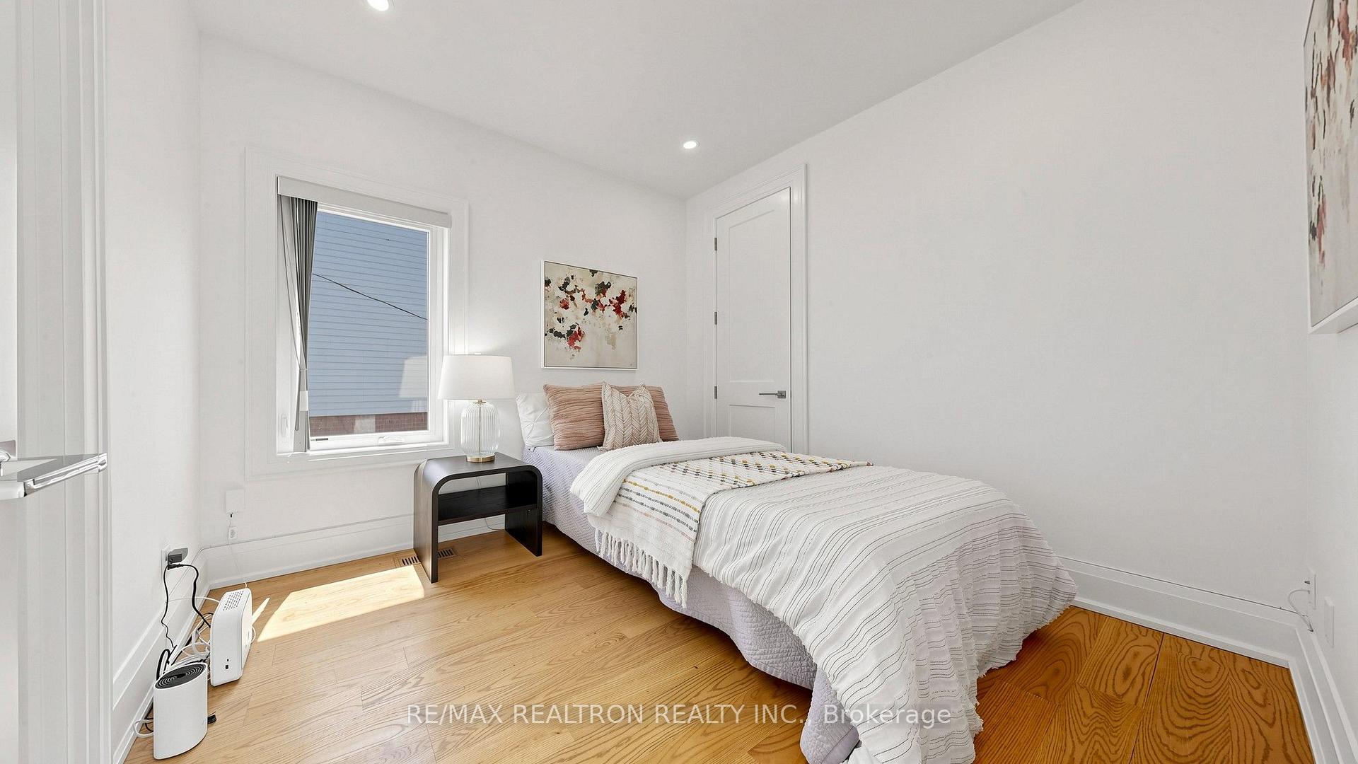 Photo 30 of 443 Northcliffe Boulevard, Toronto, Oakwood Village — HOMEH