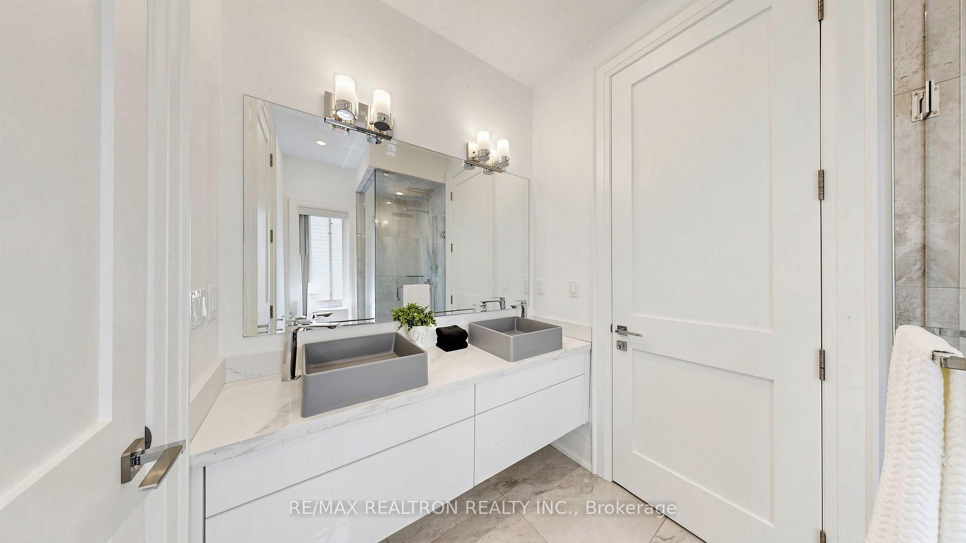Photo 32 of 443 Northcliffe Boulevard, Toronto, Oakwood Village — HOMEH