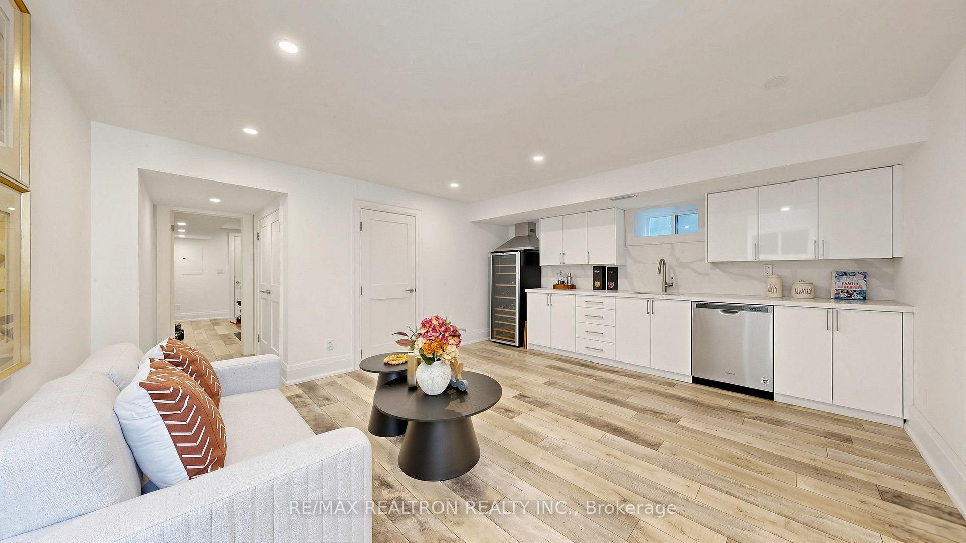 Photo 39 of 443 Northcliffe Boulevard, Toronto, Oakwood Village — HOMEH