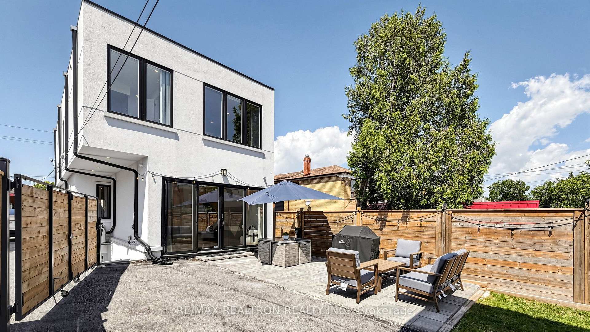 Photo 47 of 443 Northcliffe Boulevard, Toronto, Oakwood Village — HOMEH