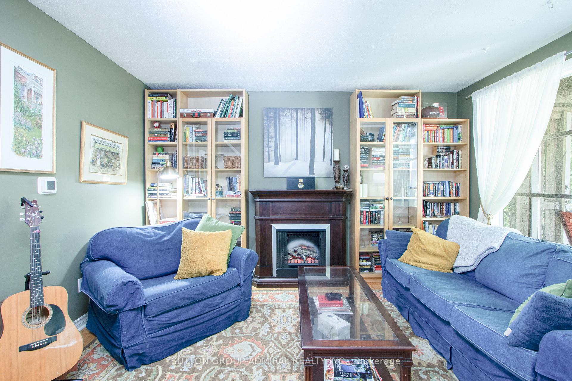 Photo 8 of 59 Breckenridge Crescent, London, South Y — HOMEH