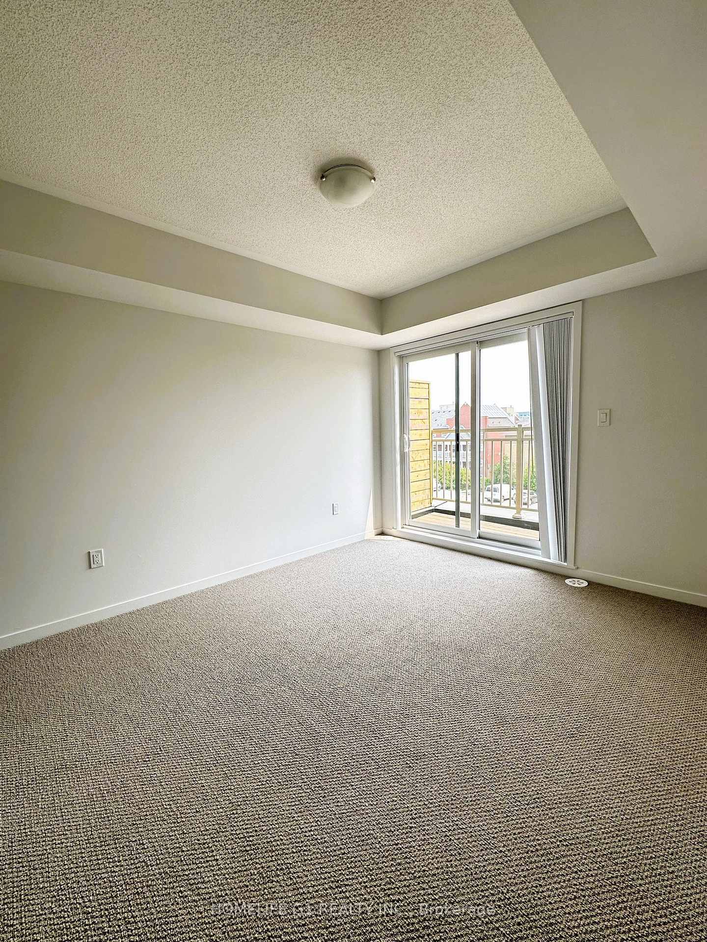 Photo 9 of Unit 1, 260 Twelfth Street, Etobicoke, New Toronto — HOMEH