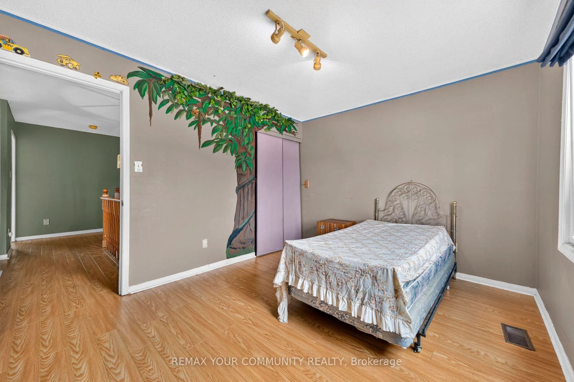 Photo 22 of 74 Richvale Drive, Brampton, Heart Lake East — HOMEH