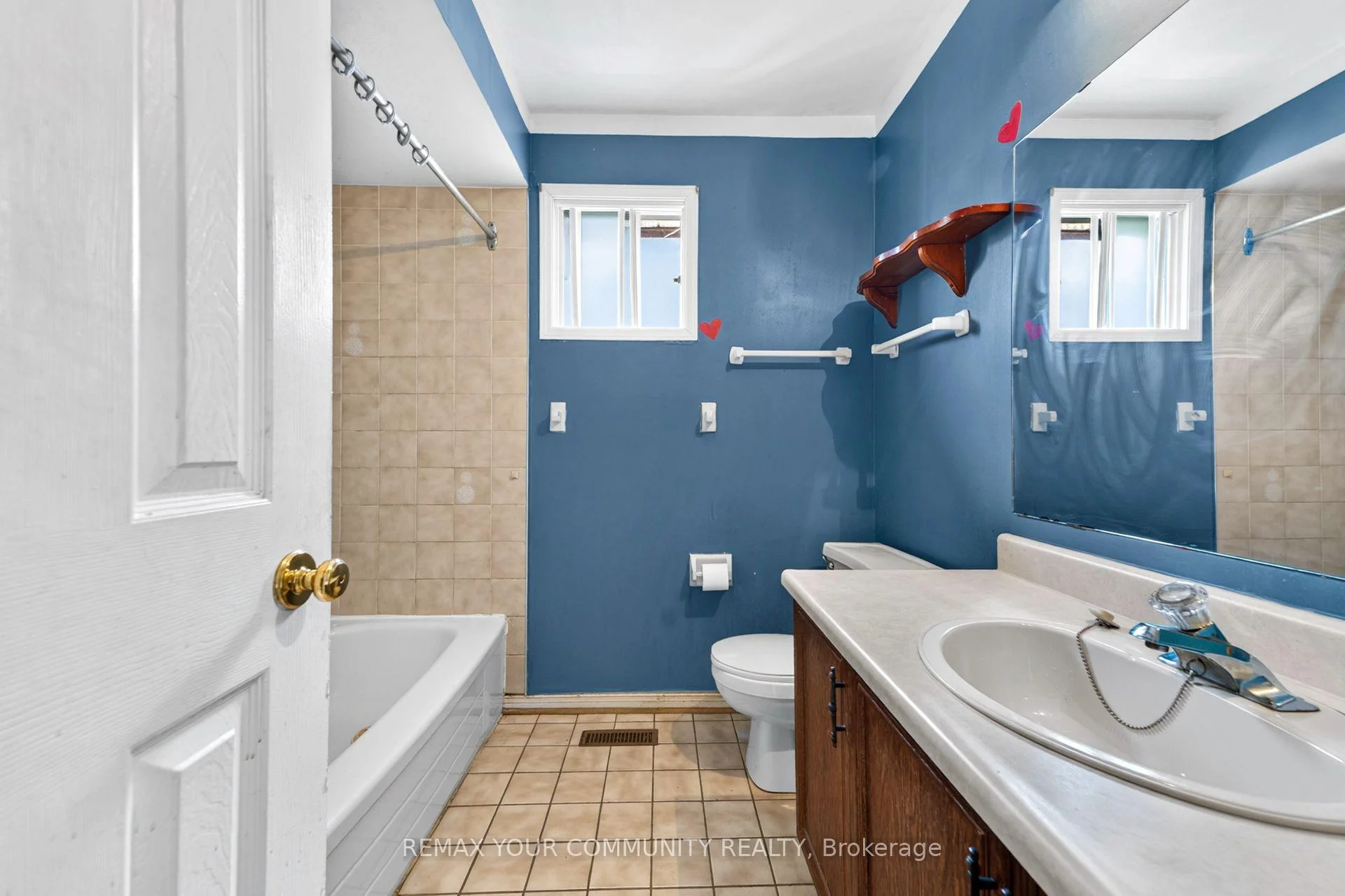 Photo 24 of 74 Richvale Drive, Brampton, Heart Lake East — HOMEH