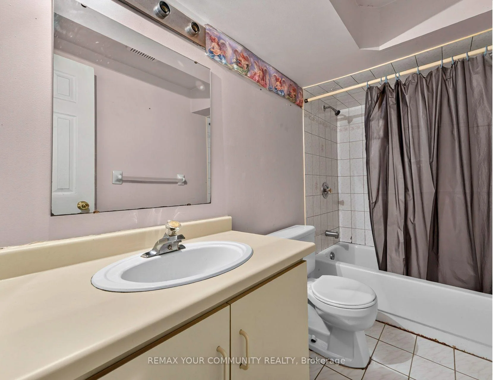 Photo 32 of 74 Richvale Drive, Brampton, Heart Lake East — HOMEH
