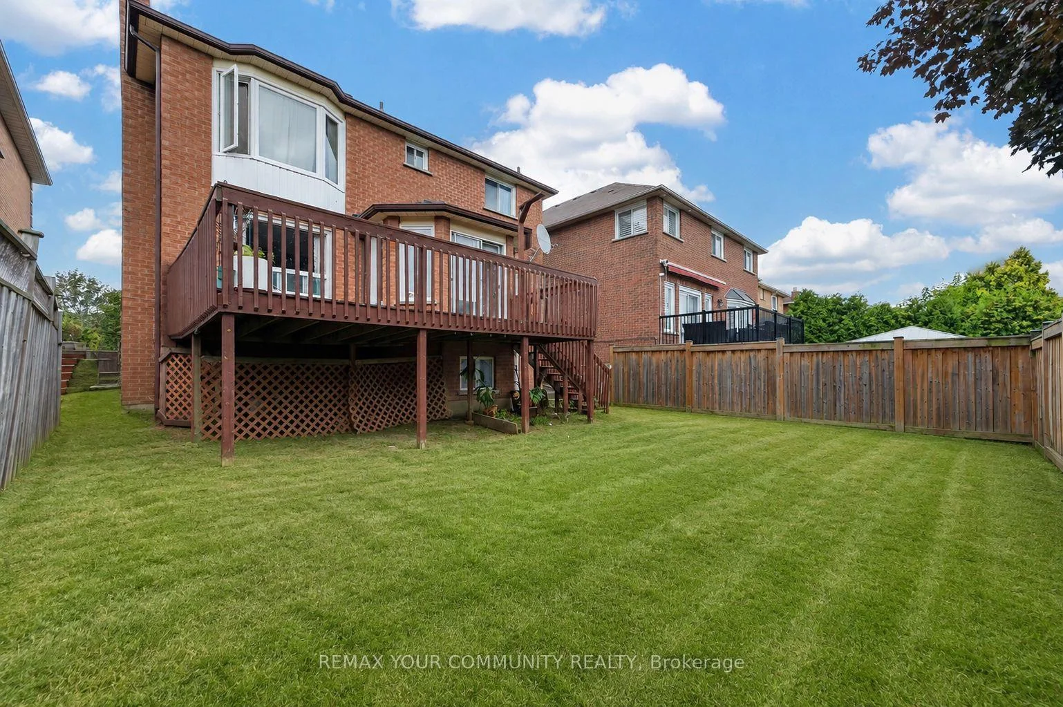 Photo 33 of 74 Richvale Drive, Brampton, Heart Lake East — HOMEH