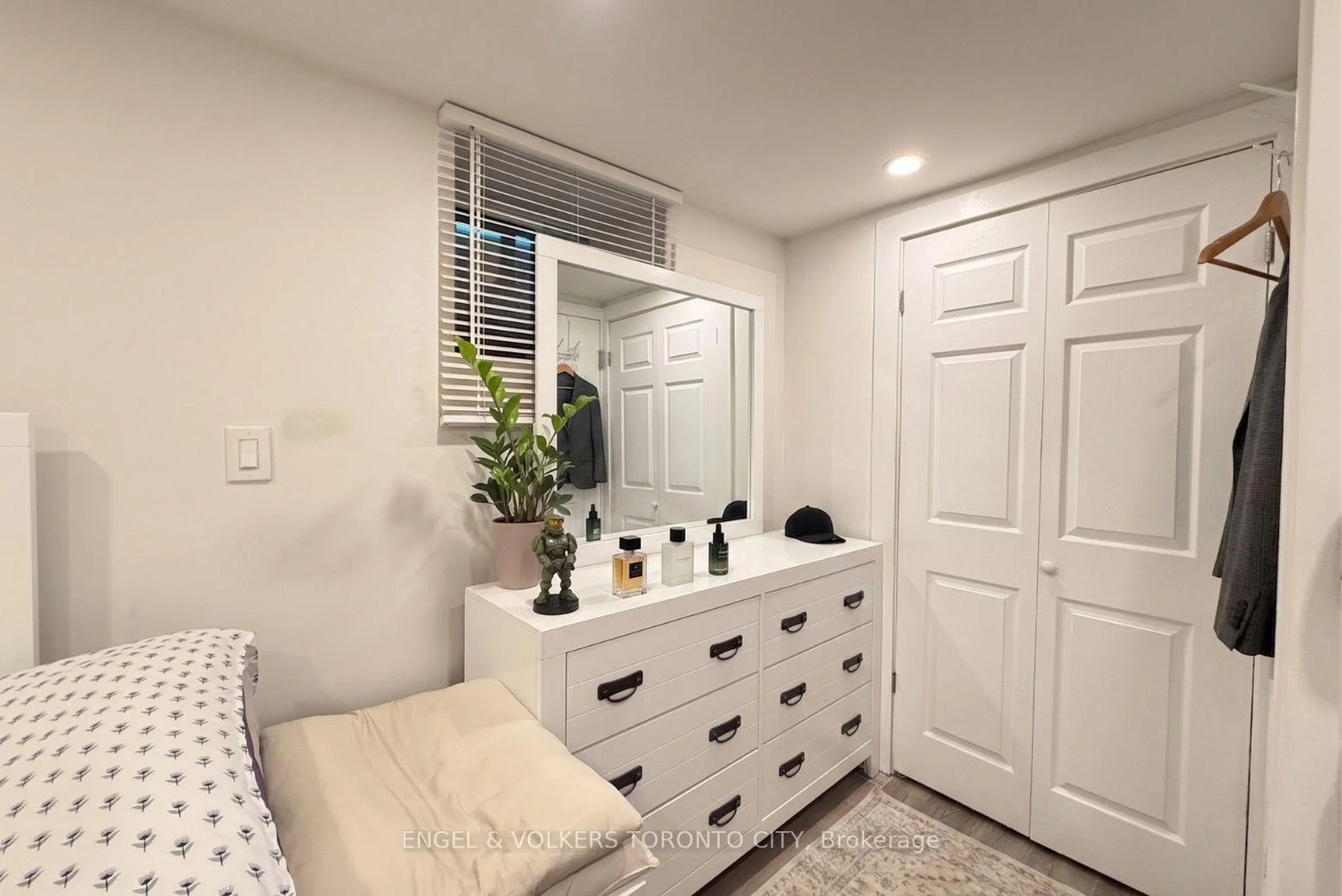 Photo 2 of Unit Lower, 266 Weston Road, Toronto, Junction Area — HOMEH