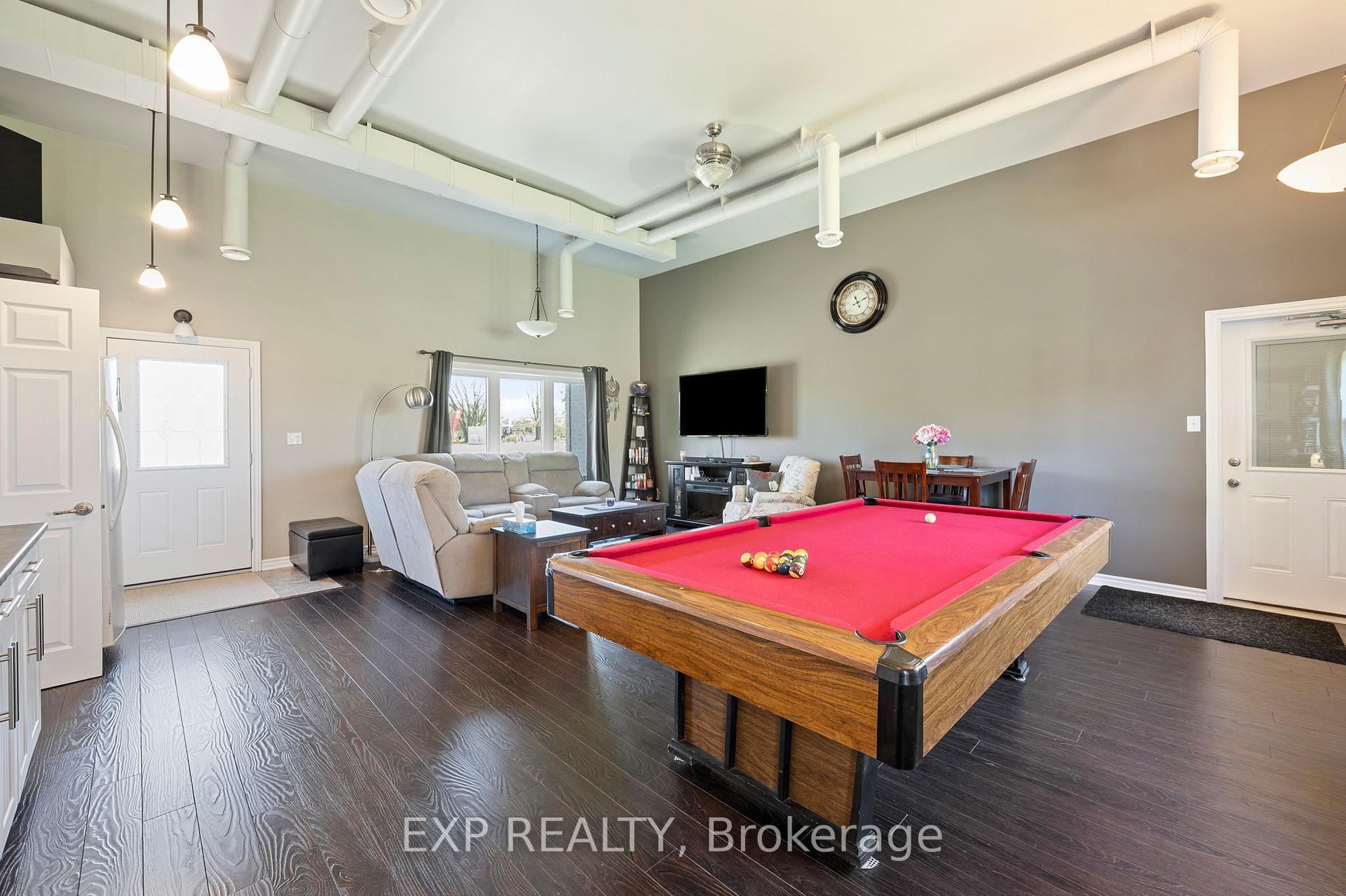 Photo 26 of 20437 Melbourne Road, Southwest Middlesex, Middlemiss — HOMEH