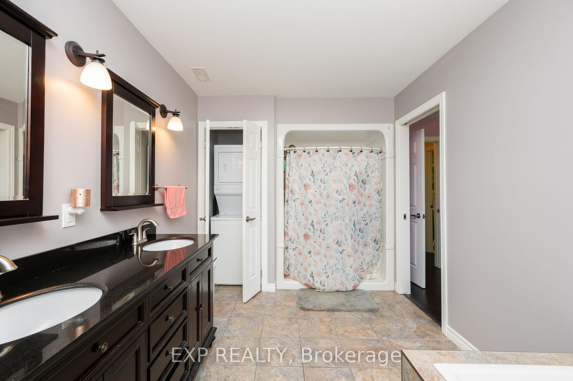 Photo 29 of 20437 Melbourne Road, Southwest Middlesex, Middlemiss — HOMEH