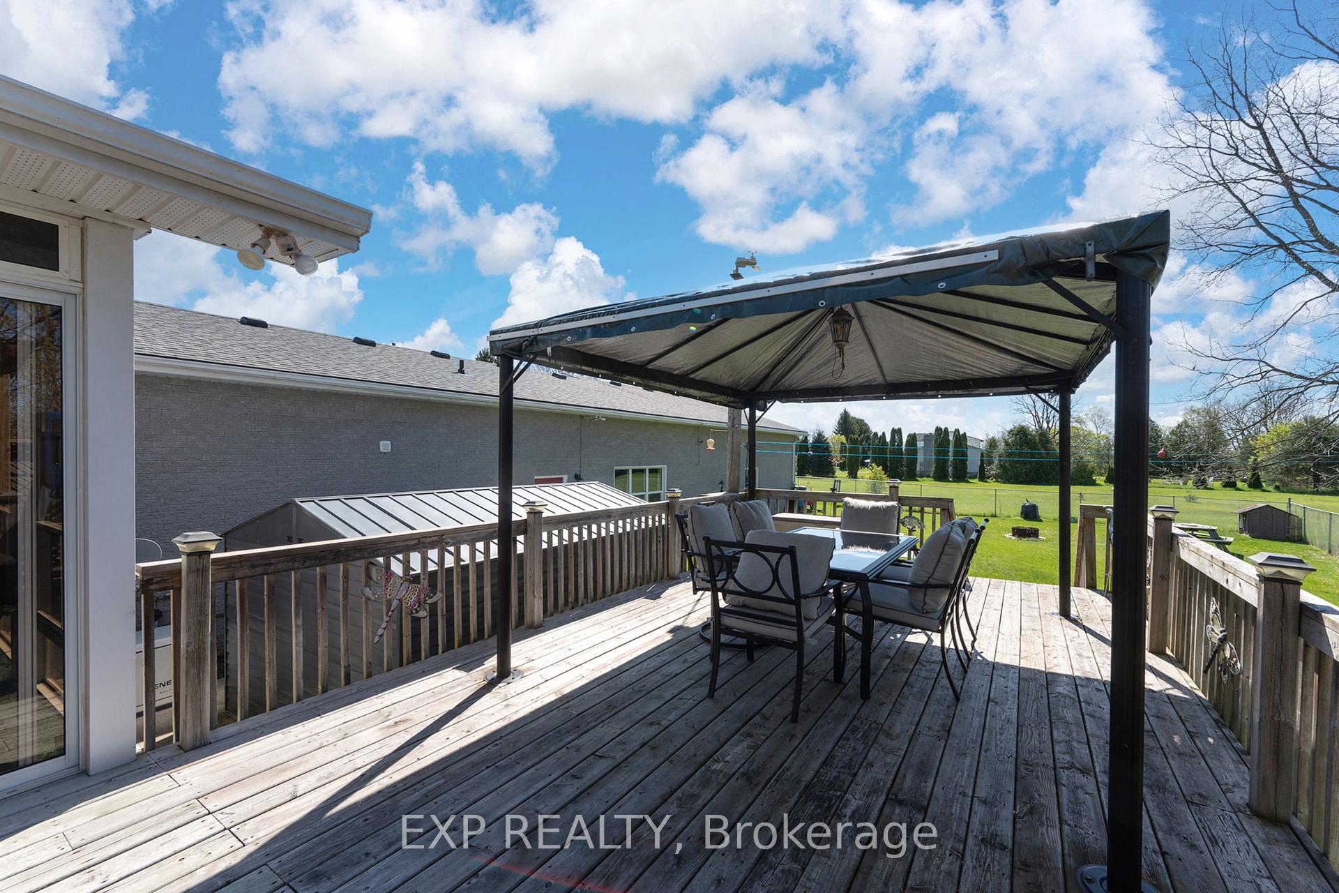 Photo 32 of 20437 Melbourne Road, Southwest Middlesex, Middlemiss — HOMEH