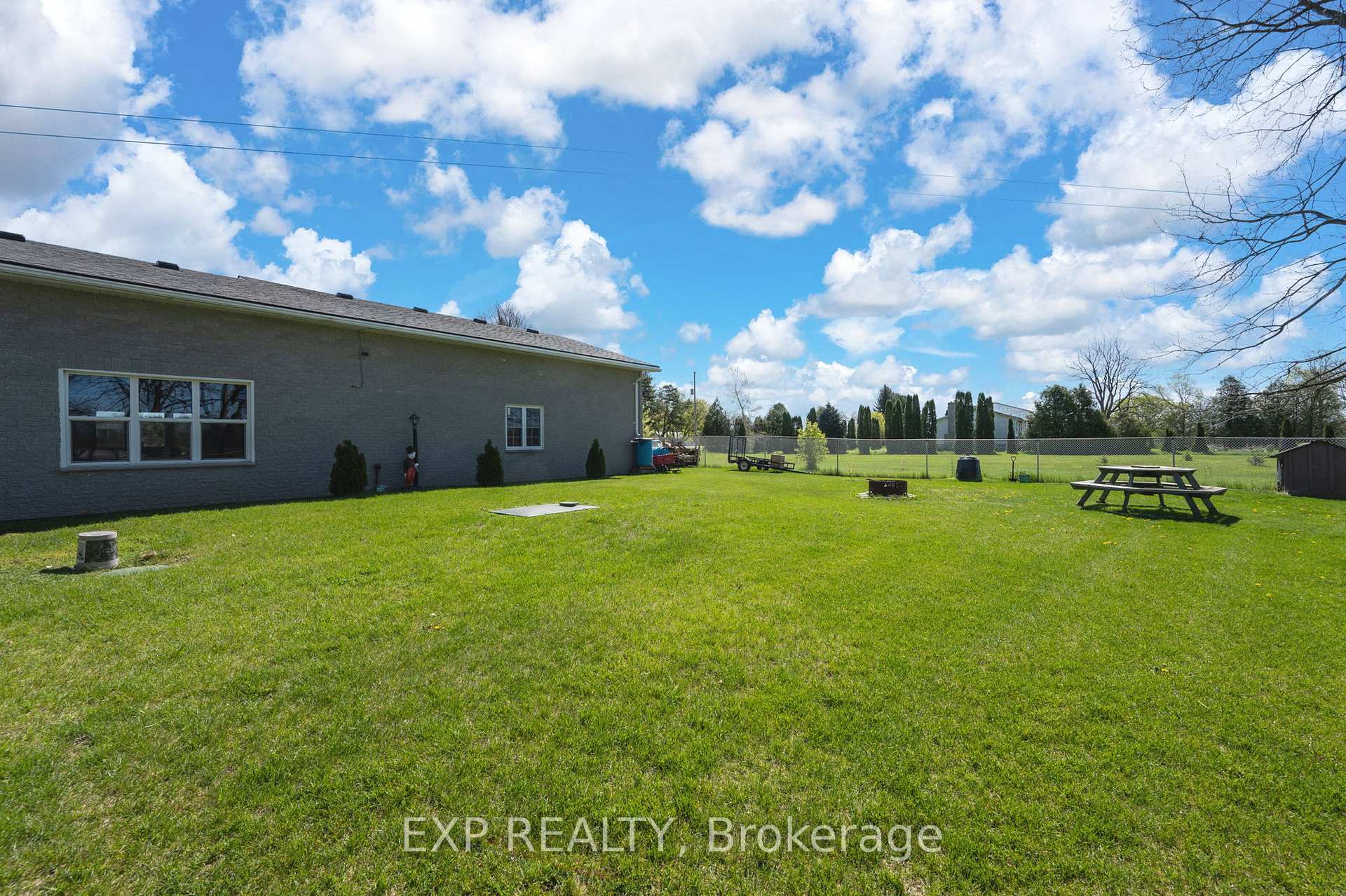 Photo 34 of 20437 Melbourne Road, Southwest Middlesex, Middlemiss — HOMEH