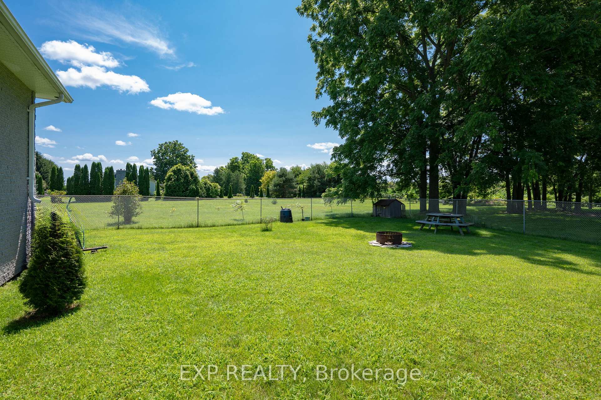 Photo 39 of 20437 Melbourne Road, Southwest Middlesex, Middlemiss — HOMEH