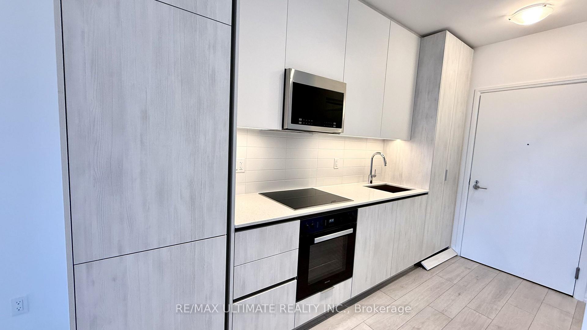Photo 11 of Unit 916, 400 King Street W, Toronto, Waterfront Communities — HOMEH