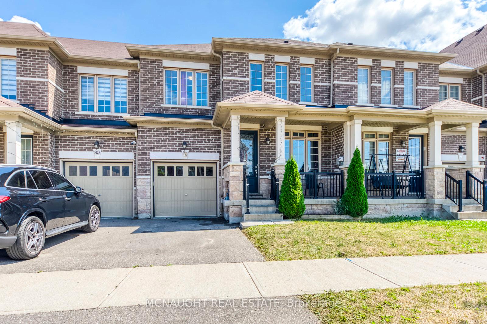 Photo 2 of 78 Folgate Crescent, Brampton, Sandringham-Wellington North — HOMEH