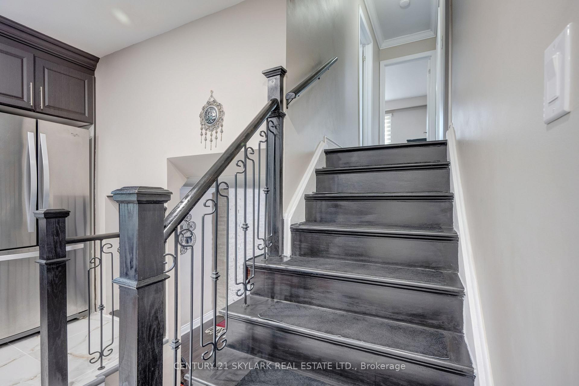 Photo 9 of 71 Abell Drive S, Brampton, Madoc — HOMEH