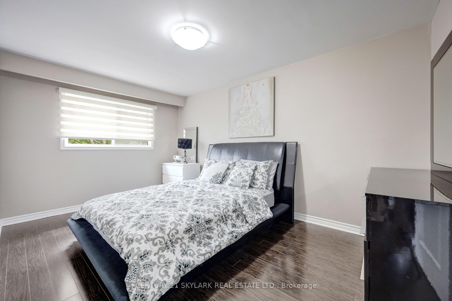 Photo 10 of 71 Abell Drive S, Brampton, Madoc — HOMEH