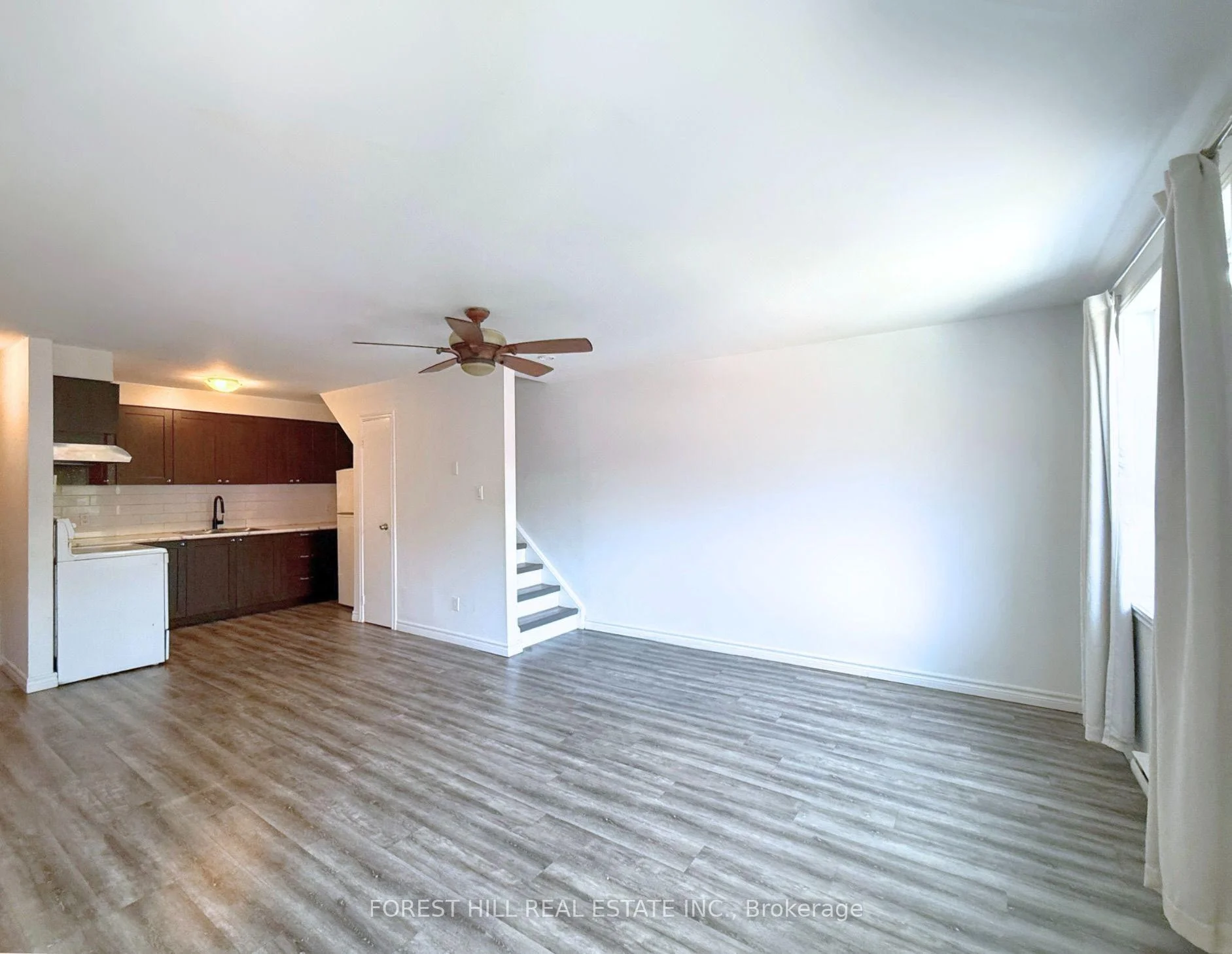 Photo 8 of Unit B, 422 Danforth Avenue, Toronto, Playter Estates-Danforth — HOMEH
