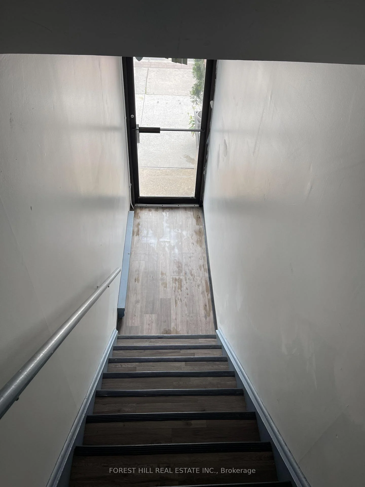 Photo 61 of Unit B, 422 Danforth Avenue, Toronto, Playter Estates-Danforth — HOMEH