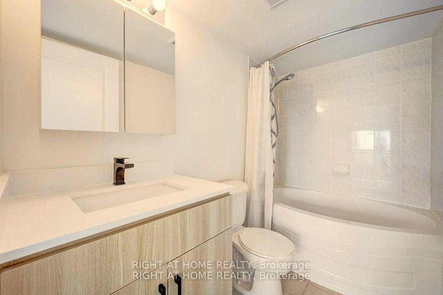 Photo 18 of Unit #1509, 2565 Erin Centre Boulevard, Mississauga, Erin Mills — HOMEH