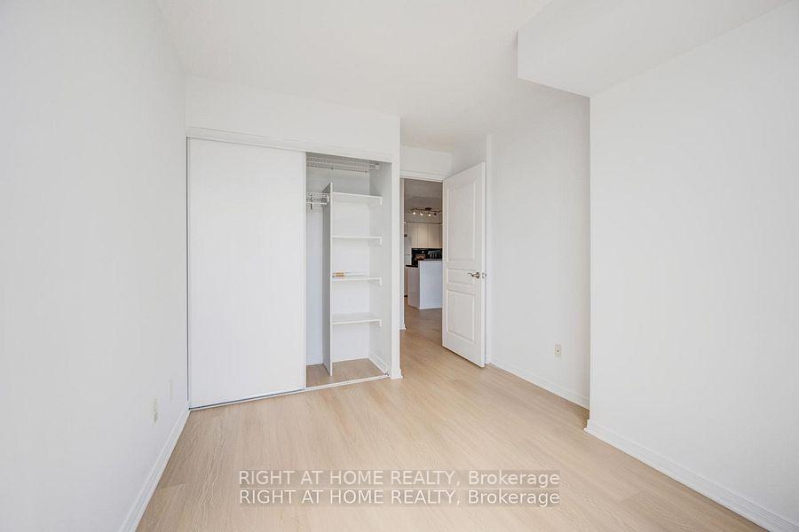 Photo 20 of Unit #1509, 2565 Erin Centre Boulevard, Mississauga, Erin Mills — HOMEH
