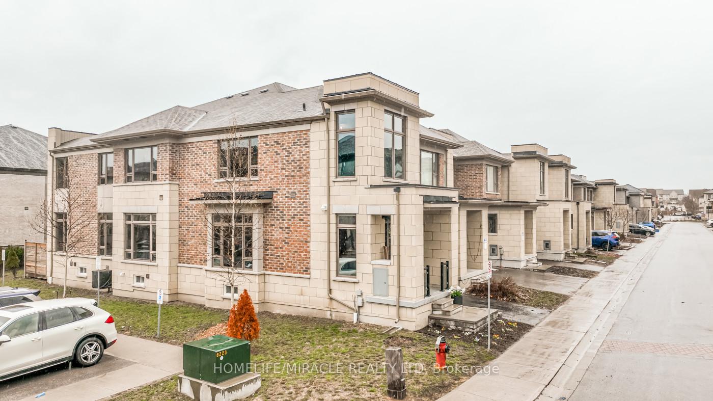 Photo 2 of Unit 136, 58 Donald Fleming Way, Whitby, Pringle Creek — HOMEH