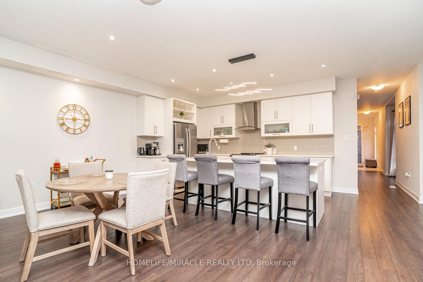 Photo 9 of Unit 136, 58 Donald Fleming Way, Whitby, Pringle Creek — HOMEH
