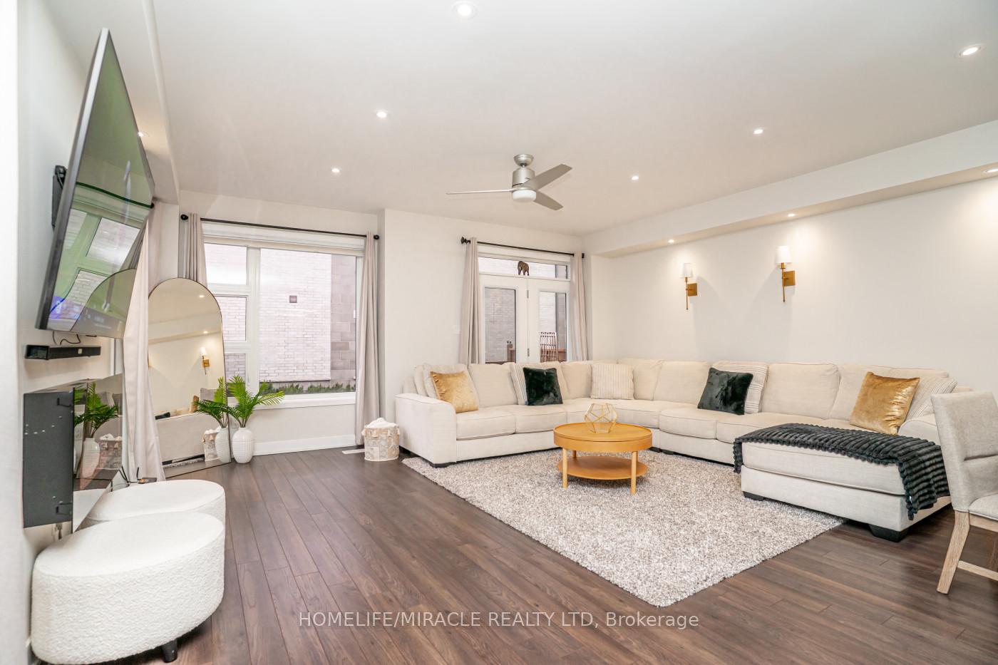 Photo 11 of Unit 136, 58 Donald Fleming Way, Whitby, Pringle Creek — HOMEH