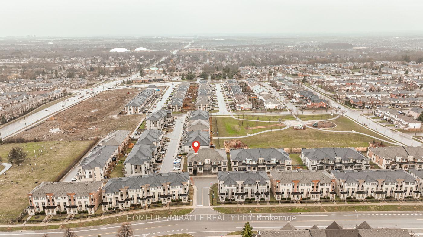 Photo 33 of Unit 136, 58 Donald Fleming Way, Whitby, Pringle Creek — HOMEH