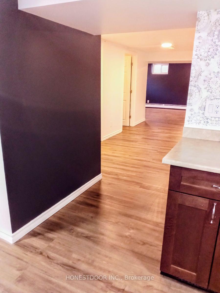 Photo 8 of 228 Archibald Street S, Thunder Bay, McKeller Park — HOMEH