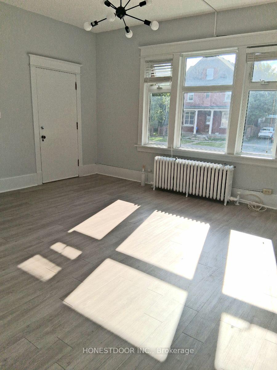 Photo 22 of 228 Archibald Street S, Thunder Bay, McKeller Park — HOMEH