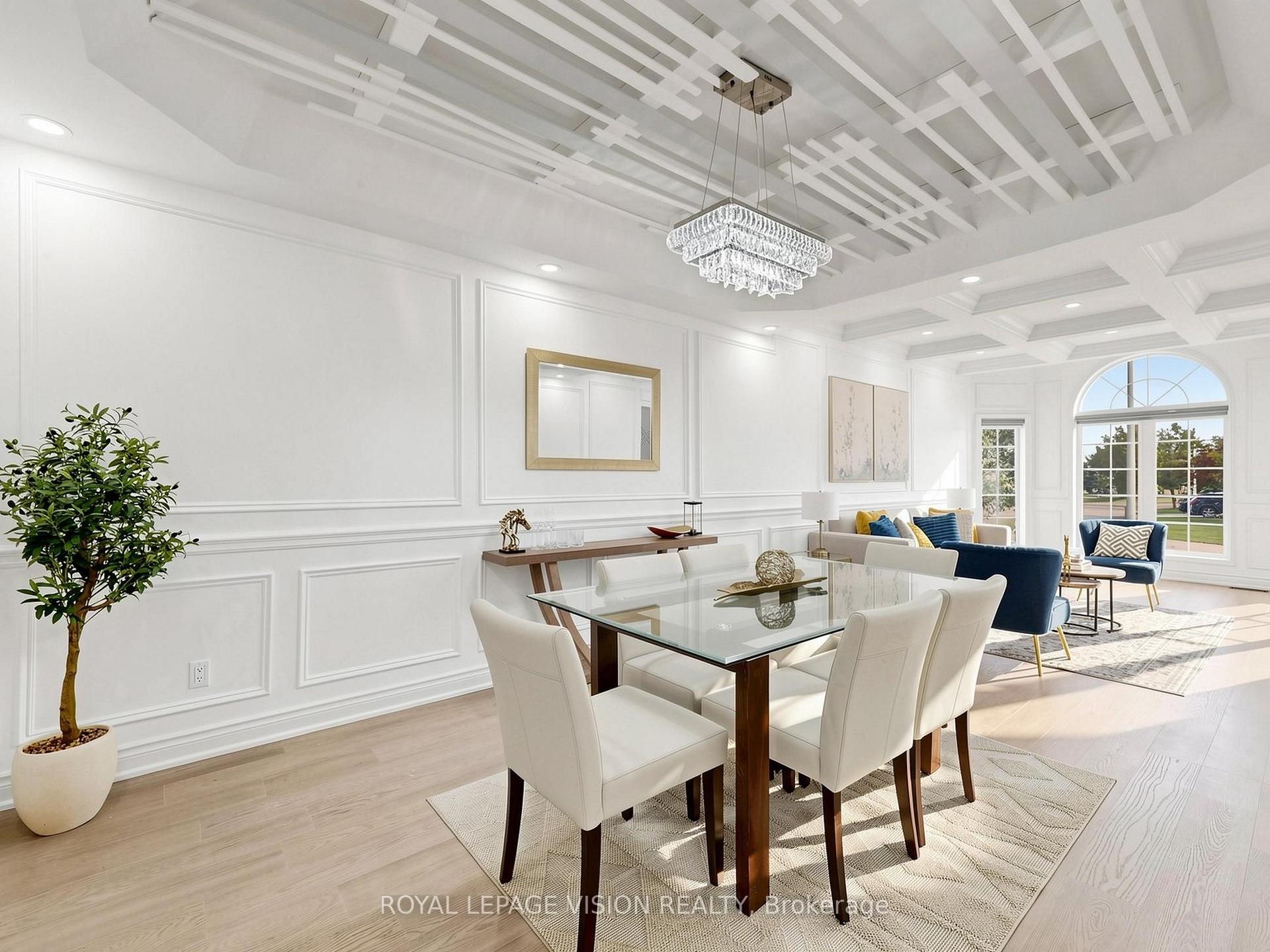 Photo 13 of 43 Mac Carl Crescent, Whitby, Rolling Acres — HOMEH