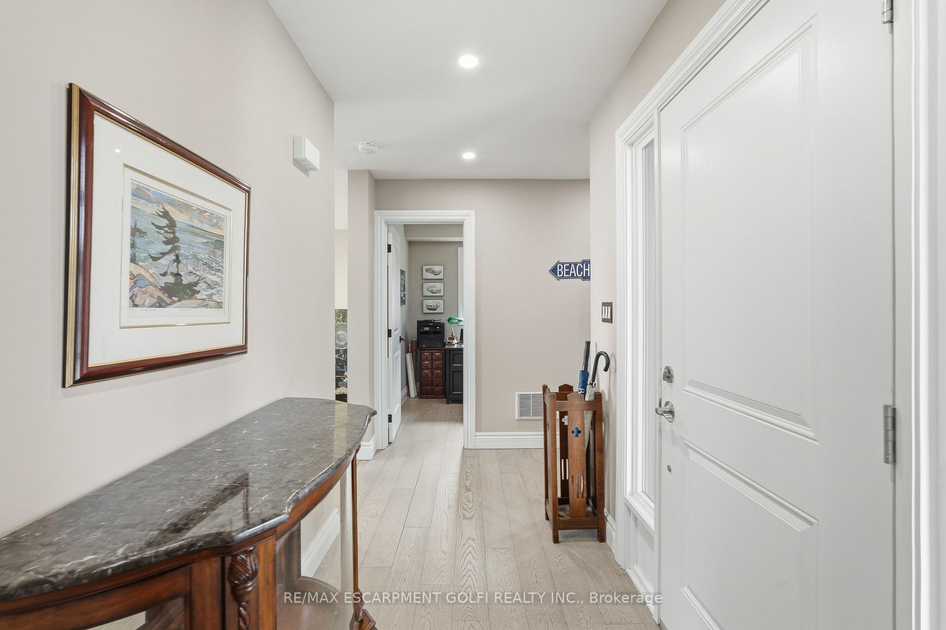 Photo 6 of 207 Beach Boulevard, Hamilton, Hamilton Beach — HOMEH