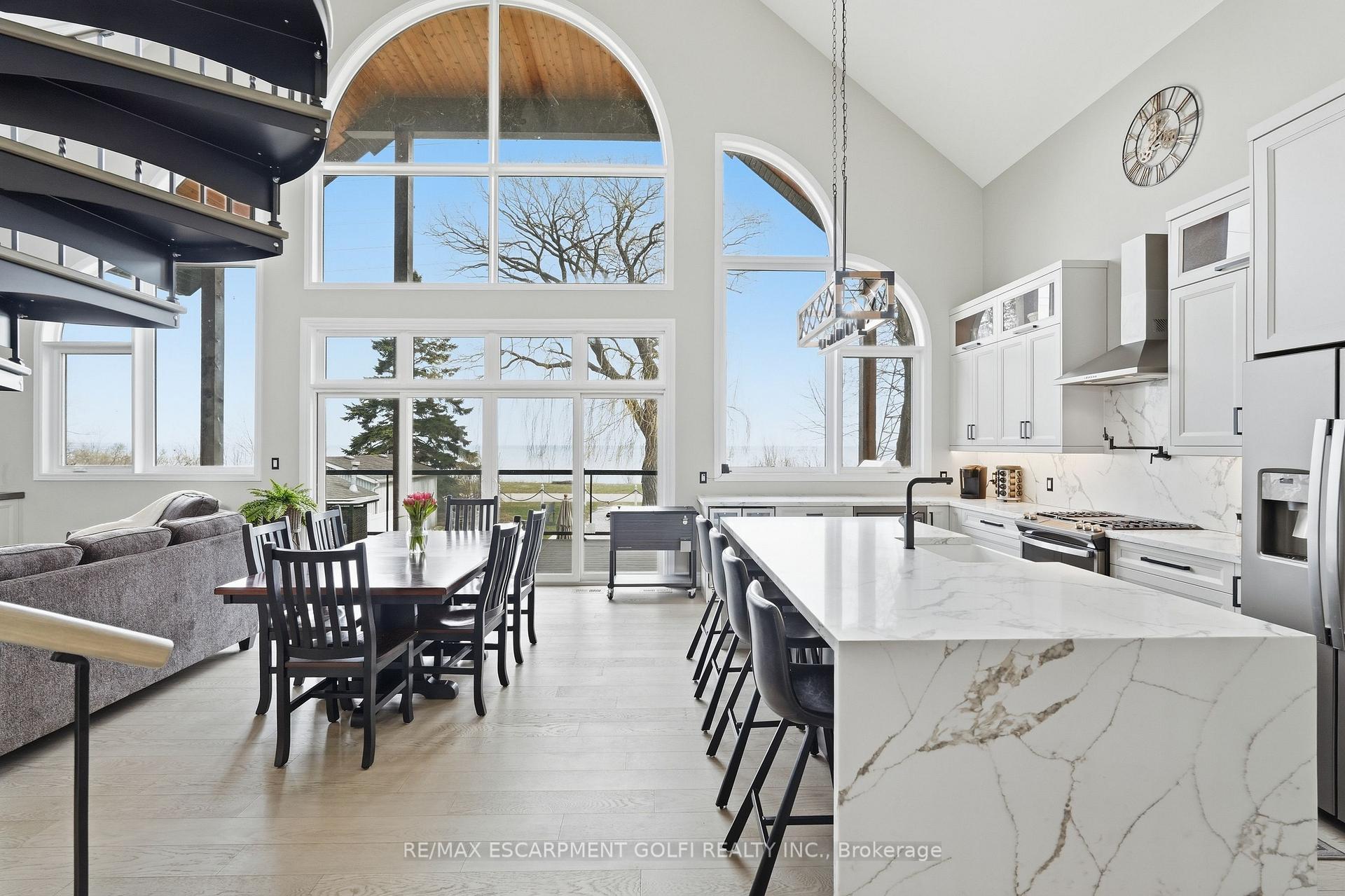 Photo 7 of 207 Beach Boulevard, Hamilton, Hamilton Beach — HOMEH