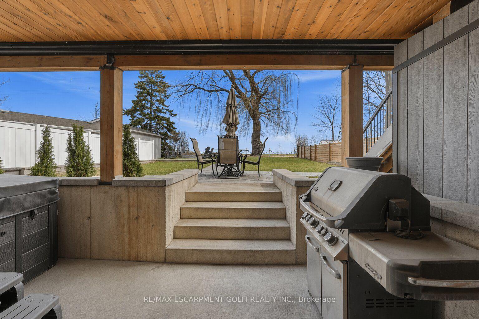 Photo 36 of 207 Beach Boulevard, Hamilton, Hamilton Beach — HOMEH