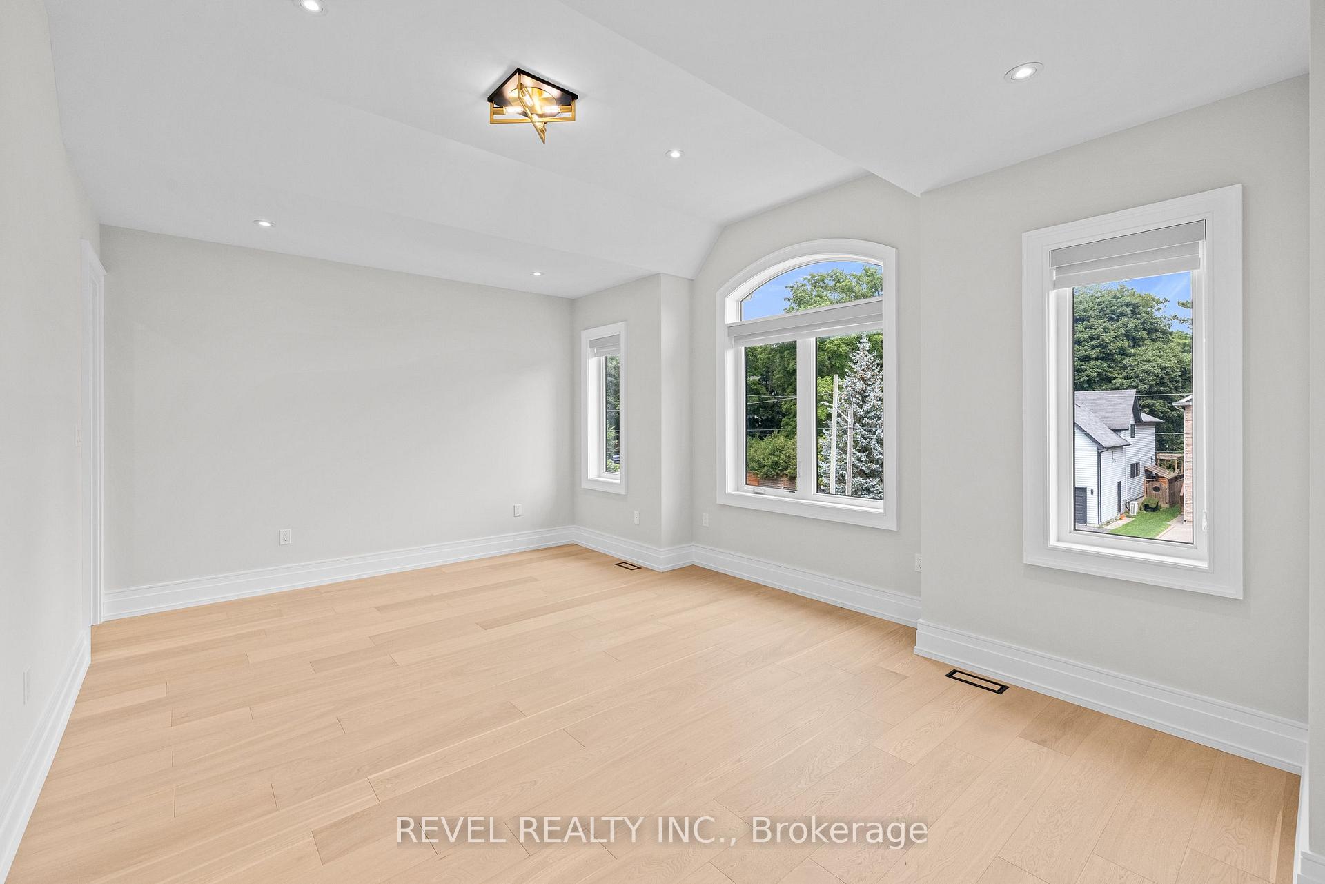 Photo 33 of 1472 Highbush Trail, Pickering, Woodlands — HOMEH