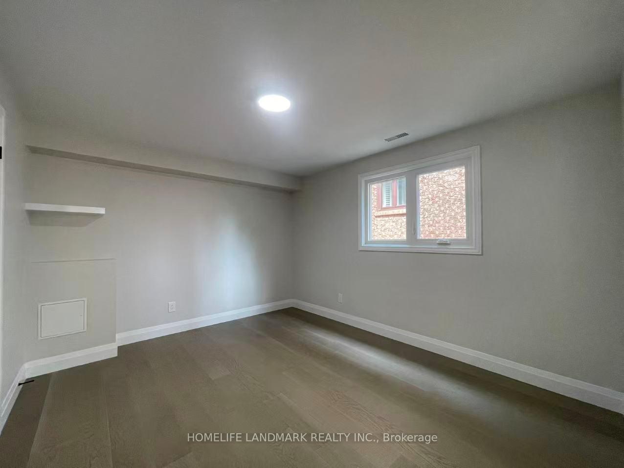 Photo 10 of Unit Unit 2, 17 Rosemeade Avenue, Etobicoke, Stonegate-Queensway — HOMEH