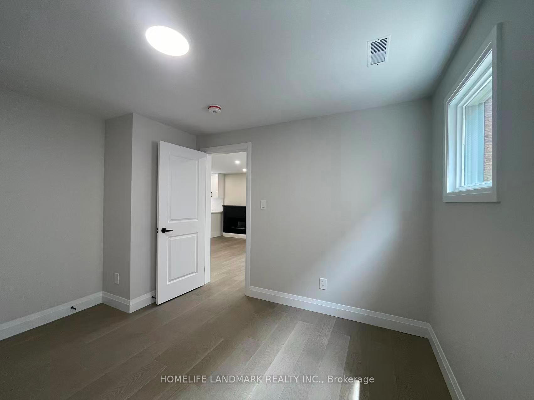 Photo 13 of Unit Unit 2, 17 Rosemeade Avenue, Etobicoke, Stonegate-Queensway — HOMEH