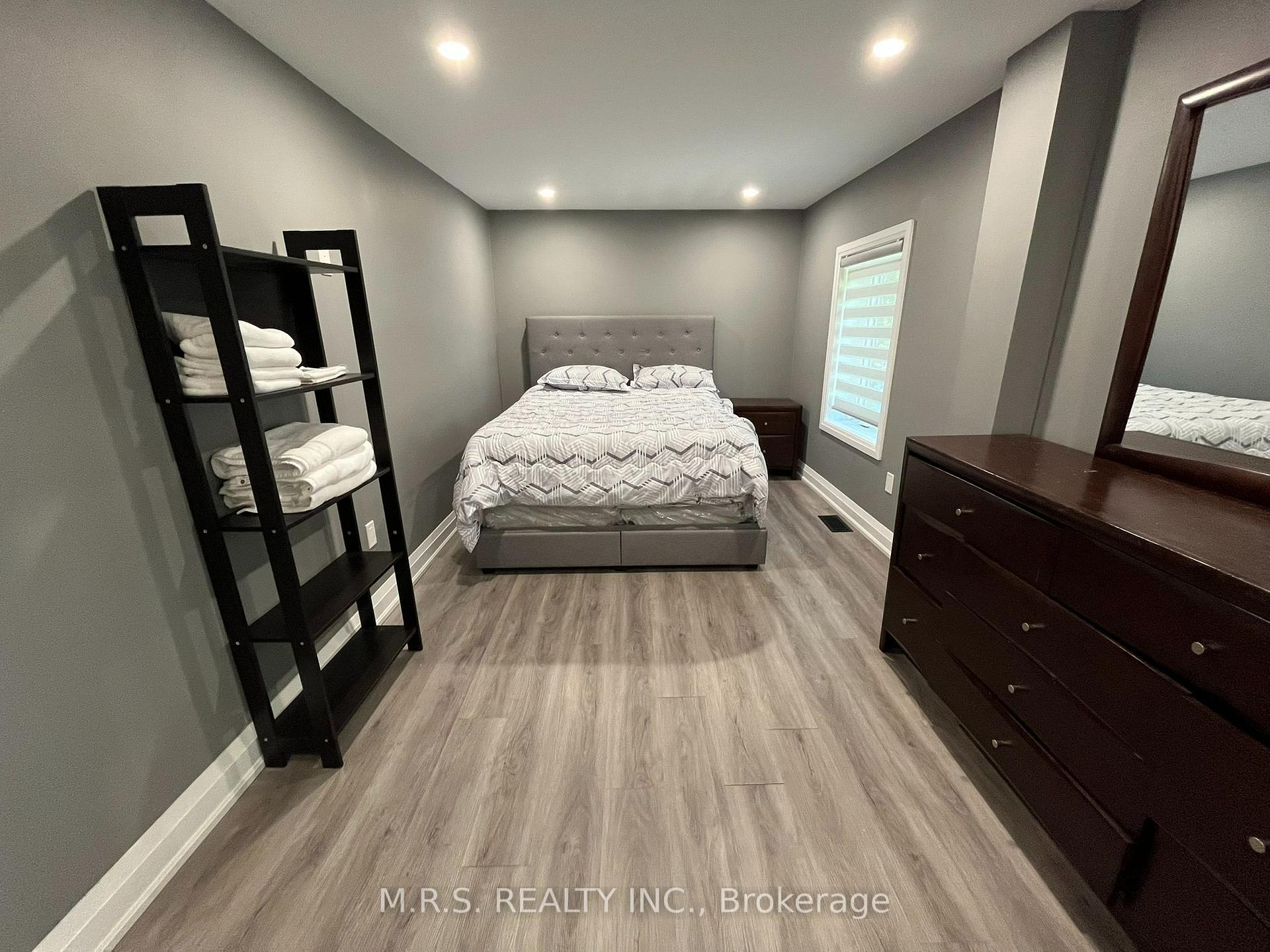 Photo 10 of Unit 2, 26 Hillcrest Avenue, Brampton, Queen Street Corridor — HOMEH