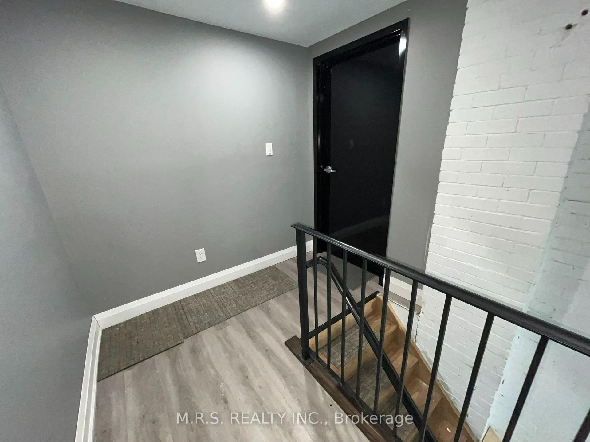 Photo 13 of Unit 2, 26 Hillcrest Avenue, Brampton, Queen Street Corridor — HOMEH