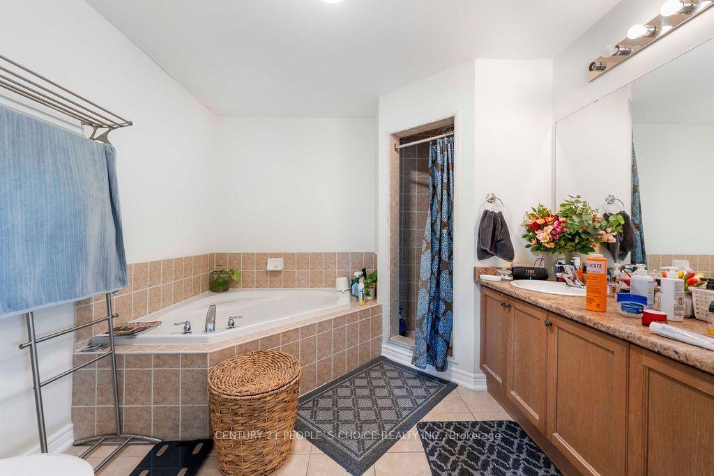Photo 37 of Unit 40, 230 Paisley Boulevard W, Mississauga, Cooksville — HOMEH