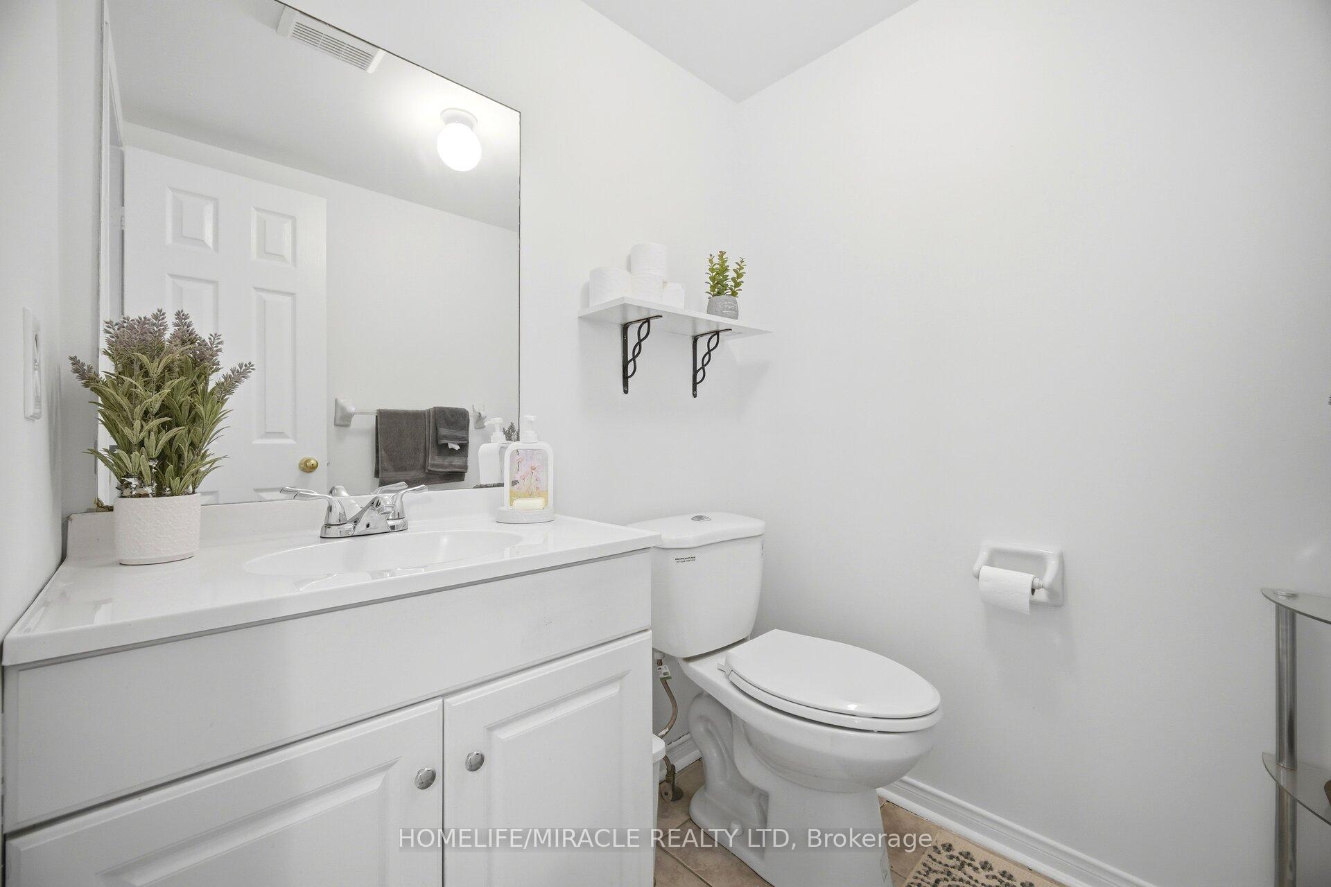 Photo 18 of 16 Capistro Street, Brampton, Fletcher's Meadow — HOMEH